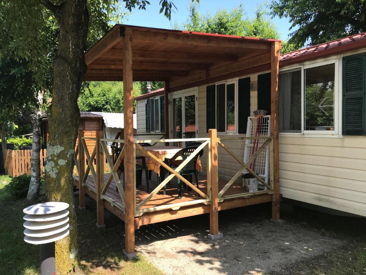 Camping Royal Pettenasco Εξωτερικό φωτογραφία