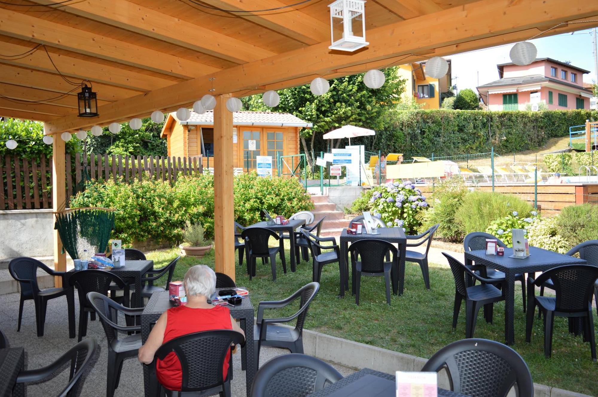 Camping Royal Pettenasco Εξωτερικό φωτογραφία