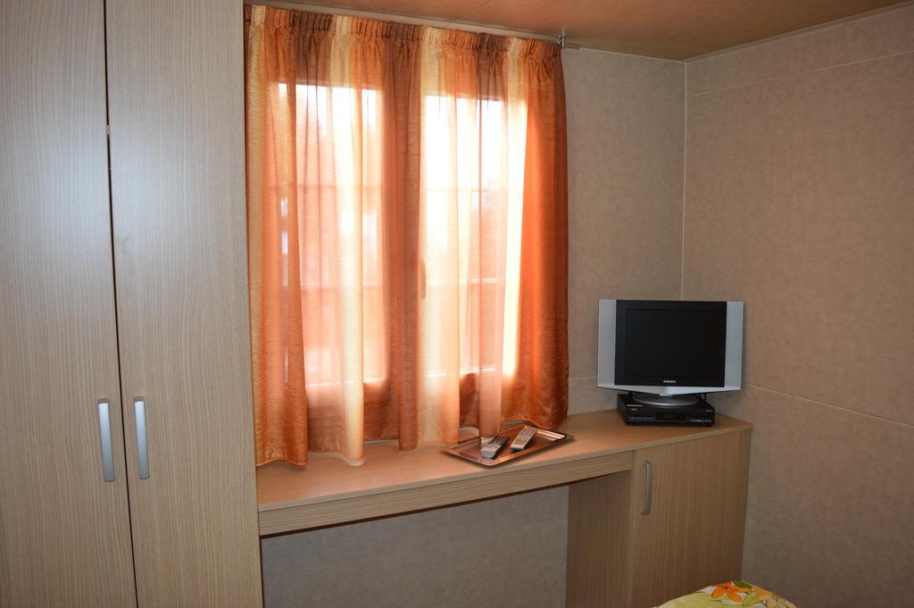 Camping Royal Pettenasco Δωμάτιο φωτογραφία