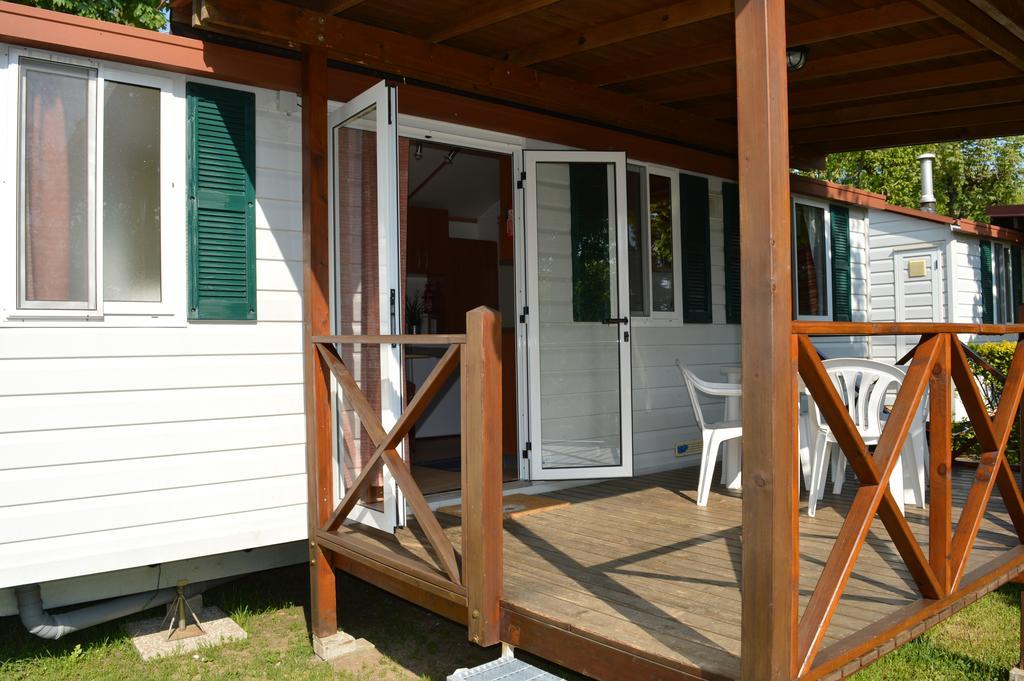 Camping Royal Pettenasco Εξωτερικό φωτογραφία