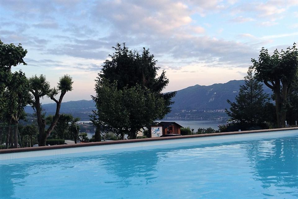 Camping Royal Pettenasco Εξωτερικό φωτογραφία