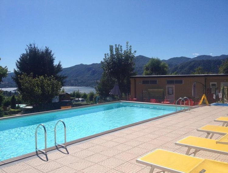 Camping Royal Pettenasco Εξωτερικό φωτογραφία
