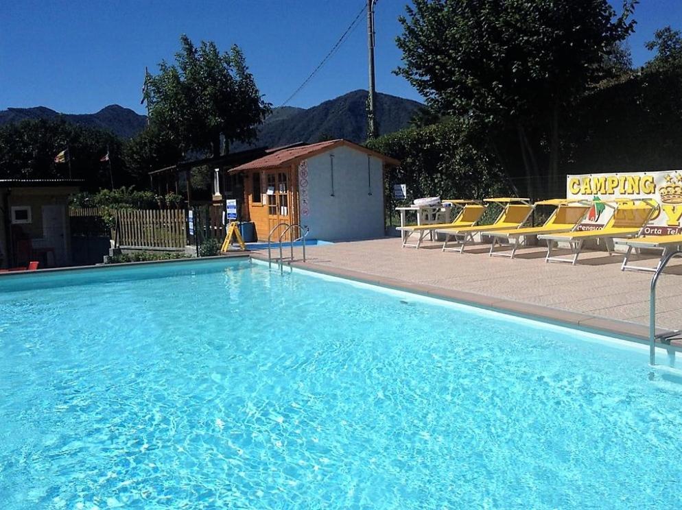 Camping Royal Pettenasco Εξωτερικό φωτογραφία
